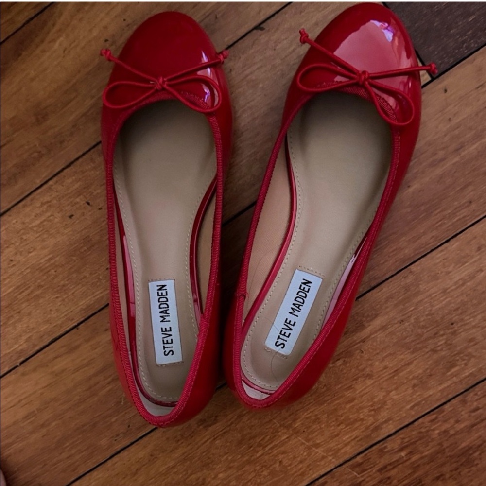 Steve Madden Red Patent Bow Flats